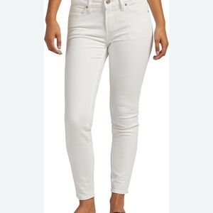 Silver Jeans  Suki Mid Rise Skinny
 Woman’s size/ W32 L29 ⭐️ Host Pick